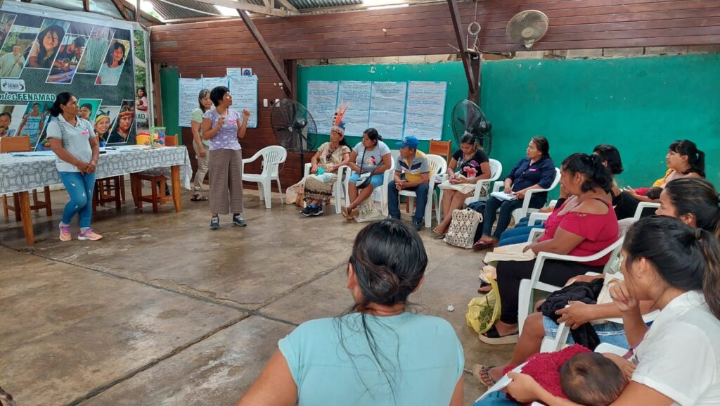 1 Fortalecemos la salud indígena e intercultural de promotoras de salud y sabias de comunidades de Madre de Dios